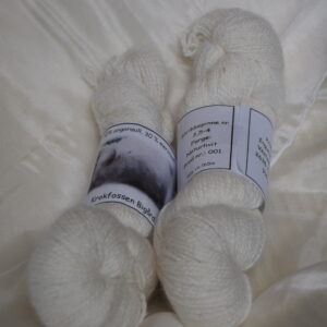Angoragarn naturhvit 50 g, prod nr 001